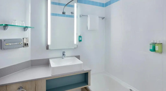 Номер Standard Leonardo Hotel London Croydon