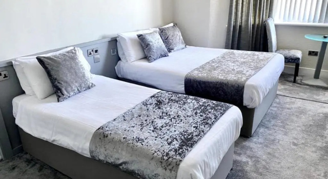 Семейный номер Standard Royal Seabank Hotel