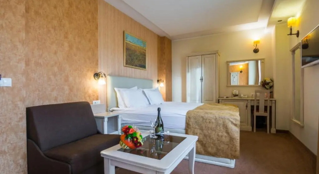 Двухместный номер Deluxe с балконом Hotel Adria