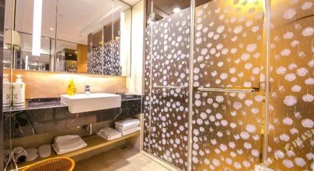Wantong Center Bailian Hanting Hotel