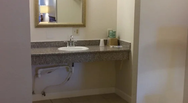 Номер Deluxe Country Regency Inn & Suites