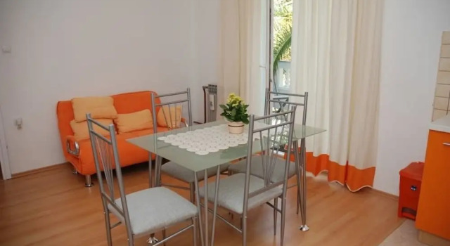 Apartments Arbia Rab, Prenota Appartamento Arbe 