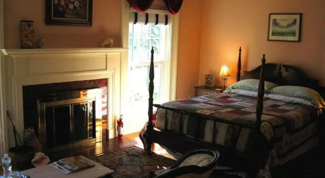 Mariaville Lake Bed and Breakfast, Book Hotel Hoteller i Mariaville med parkering, Parkering