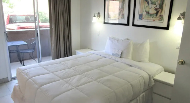 Park Suites at 145 - One Bedroom Apartment, Забронировать Апартаменты/квартира Апартаменты Пруда в Темпе, рядом с Vista Del Camino Park, Апартаменты/квартира