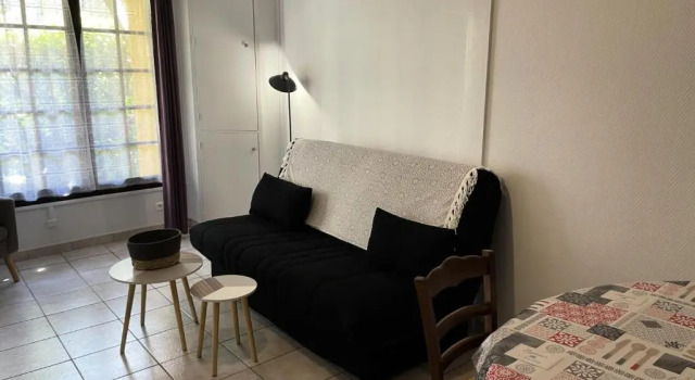 - Pièces 364