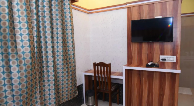 Hotel Royal Inn, Забронировать Отель Недорогие отели штата Карнатаки, недорого
