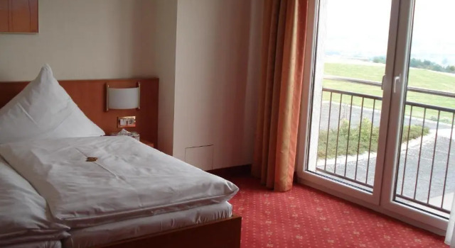 Panorama Hotel am Frankenstein, Book Hotel Hotels in Thuringian Forest with Parking, Parking