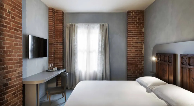 Appartement met balkon en  uitzicht op de tuin Cà del Re