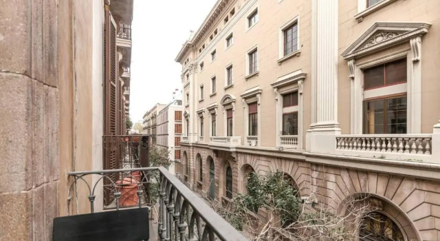 Barcelonaforrent Alessandra Central Ramblas Apartment, Забронировать Апартаменты/квартира Старый город Барселона, рядом с Приход Св. Августина