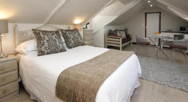 Студия The Potting Shed Guest House