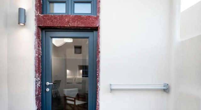 Полулюкс Lotza Studios