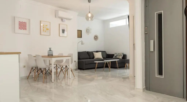Apartamento Centro La Paz by CasaTuristica, Забронировать Апартаменты/квартира Отели Ронда с парковкой, рядом с Casa Palacio de los Condes de la Conquista., Парковка