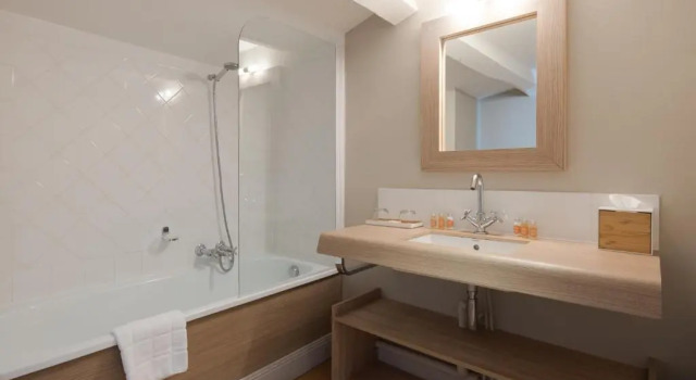 Номер Deluxe Hôtel & Restaurant de charme - La Bégude Saint-Pierre