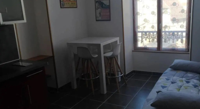 Appartement confortable, Prenota Appartamento Avallon Morvan