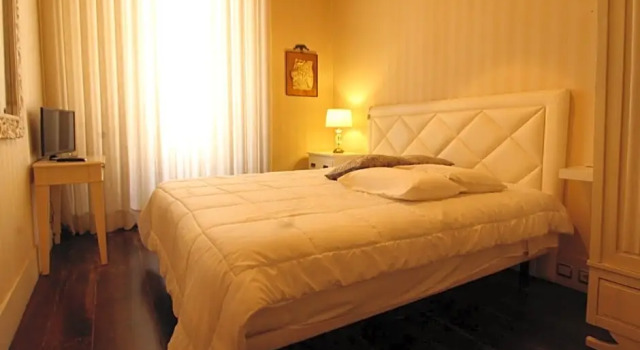 CTR Guest House, Забронировать Гостевой дом Отели Гимарайнш с парковкой, рядом с Igreja de São Gualter, Парковка
