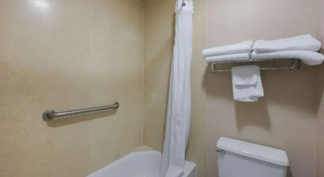 Четырёхместный семейный номер Standard Best Western Bidarka Inn