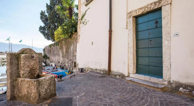 Апартаменты Il Batti apartment water front and private beach