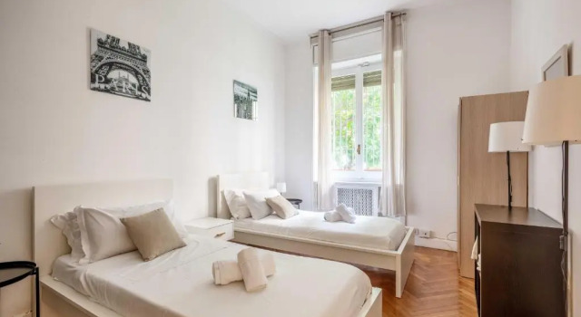 Апартаменты Exclusive 4 Bedrooms Apartment in Milan Center