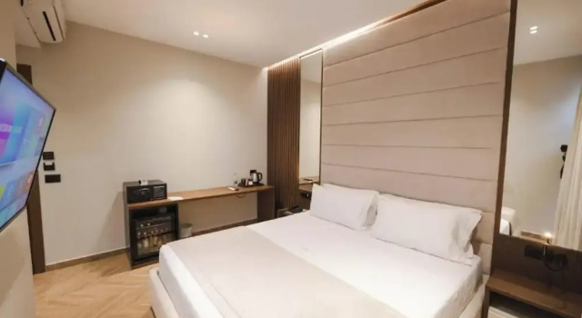 Двухместный номер Standard Цокольный этаж Dukas Boutique Hotel