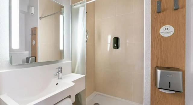 Четырёхместный номер B&B HOTEL Arcachon Gujan-Mestras