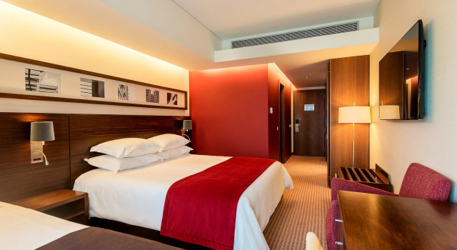 Lagoas Park Hotel, Забронировать Отель Порто-Сальво Лиссабон