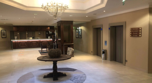 Best Western Marseille Aeroport, Забронировать Отель Витроль Étang de Berre