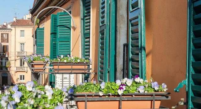 VeronAntica B&B, Забронировать Отель «постель и завтрак» Отели Вероны с завтраком, рядом с Филармонический театр Вероны, Завтраки
