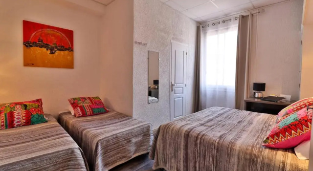 Семейный номер Standard Hôtel le Chardon Bleu