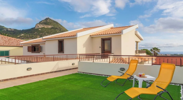Апартаменты Comfort Villa Areal Porto Santo - By An Island Apart