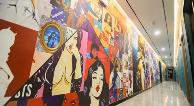 Zaozhuang Ruyue Film Theme Hotel, Prenota Hotel Hotel a Shandong con parcheggio, Parcheggio