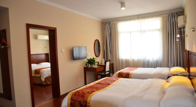 GreenTree Inn Huangshan City Huangshan Scenic Area North Gate Express Hotel, Забронировать Отель Хуаншань Huangshan Mountain