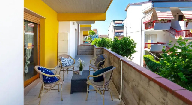Casa Volodja a due passi dal mare, Book Lejlighed Lejligheder i Alba Adriatica, Lejlighed