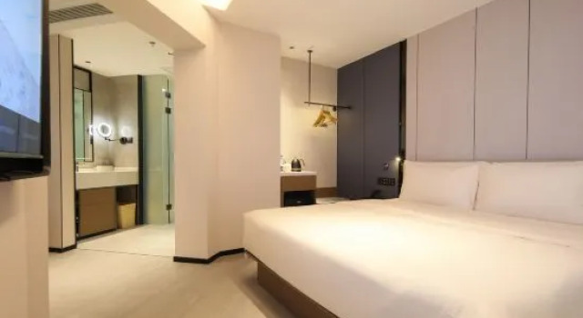 Семейный люкс Executive Atour Hotel Shanghai Jingan Temple West Nanjing Road