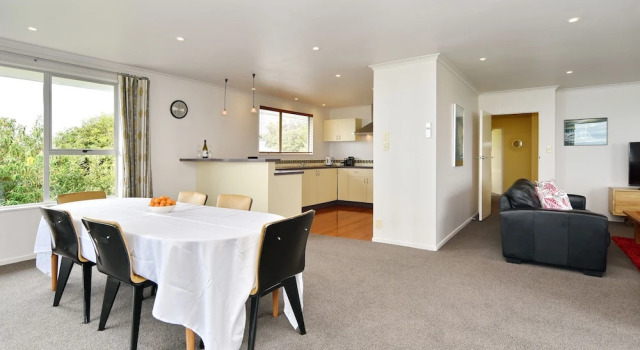 Panorama - Christchurch Holiday Homes, Забронировать Отель Отели Крайстчёрч с парковкой, Парковка