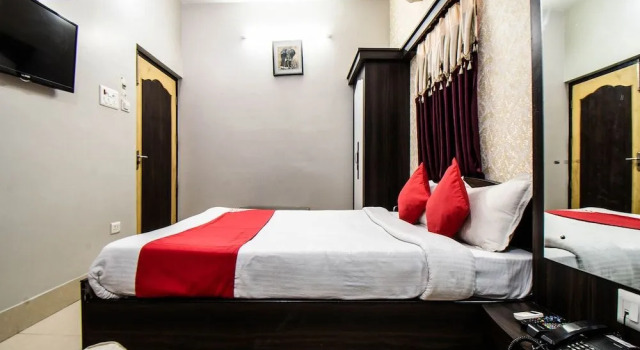 OYO 33479 Hotel Double Tree Deluxe, Prenota Hotel Samastipur Bihar