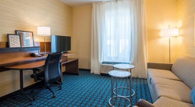 Люкс Fairfield Inn & Suites by Marriott Provo Orem