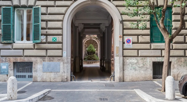 Beautiful apartment near the Vatican with Netflix, Забронировать Апартаменты/квартира Отели Лацио с бассейном, Бассейн
