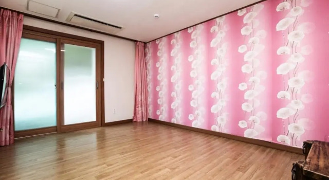 Gangneung Gyeongpo Woojeong Pension, Boek Hotel Hotels in Gangwon-Do met parkeren, Parkeren