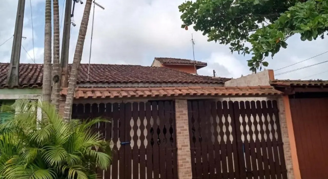 Casa temporada Mongaguá, Забронировать Апартаменты/квартира Монгагуа штат Сан-Паулу
