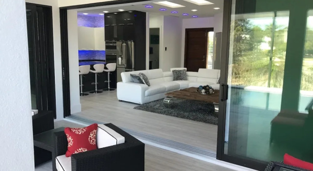 Seagrape, Забронировать Отель Отели Марко-Айленд 4 звезды, рядом с Marco Walk Plaza, 4*
