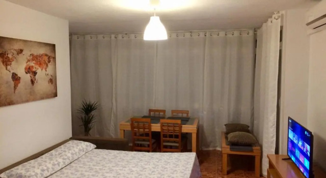 Apartment La Malagueña, Забронировать Апартаменты/квартира Отели Торремолинос с бассейном, рядом с Культурный центр им. Пабло Руиса Пикассо, Бассейн