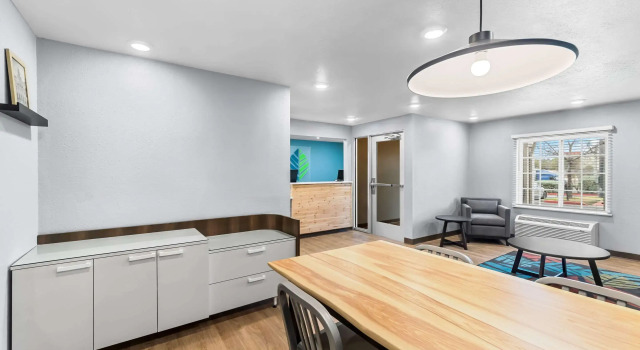 WoodSpring Suites Austin North I-35, Забронировать Отель Остин Greater Austin
