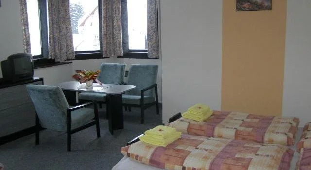 Penzion Akron, Book Hotel Hoteller i Jizera Mountains med morgenmad, Morgenmad