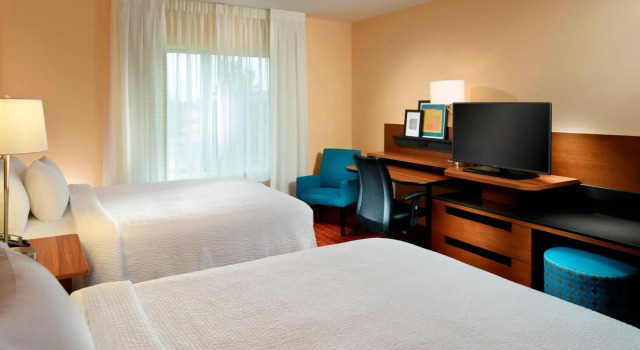 Fairfield Inn & Suites by Marriott Fayetteville North, Забронировать Отель Фаеттевилле Северная Каролина
