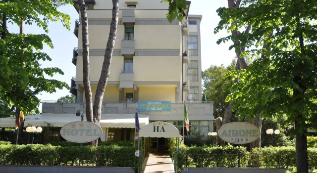 Hotel Airone B&B