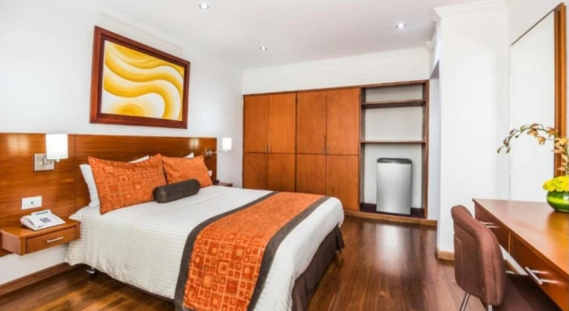 EM Hotels Andes Plaza, Забронировать Отель Отели Богота с парковкой, рядом с Парк 93, Парковка