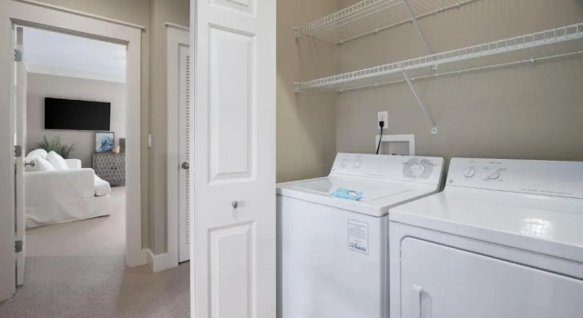 Magnolia Bay 8615 (G) - 3BR 3.5BA - (8), Varaa Hotelli Hotellit Emerald Coast uima-altaalla, Uima-allas