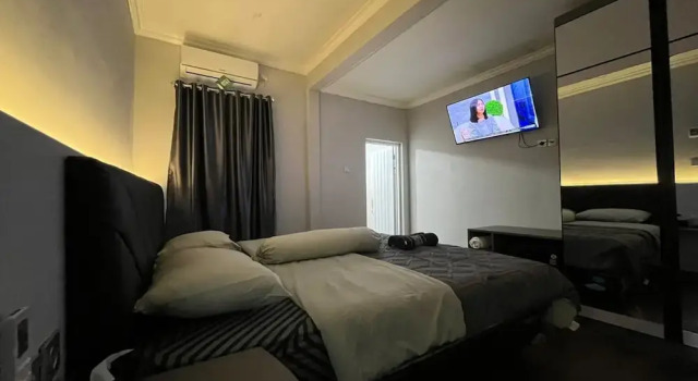 Люкс Standard Capital O 94208 Homtel Menza plantinum