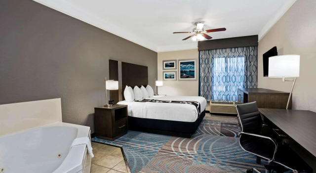 La Quinta by Wyndham Conroe, Reserva ahora Hotel Conroe Lake Conroe
