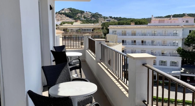 Апартаменты Deluxe с 2 комнатами с балконом Apartaments La Perla Negra